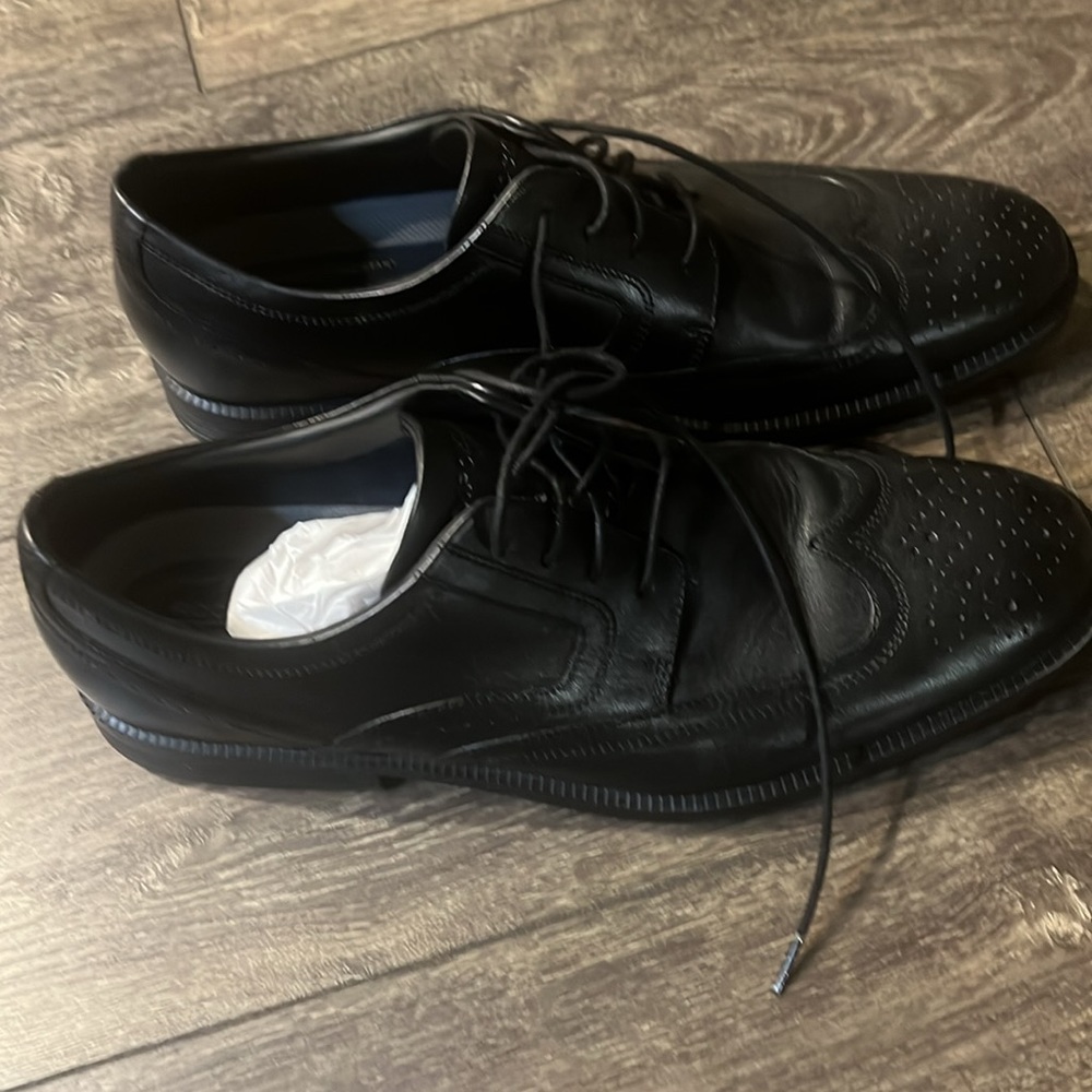 Mens Rockport Dresport Wingtip size 13 - Picture 2 of 6